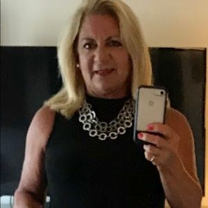 Meet your Posher, Debra